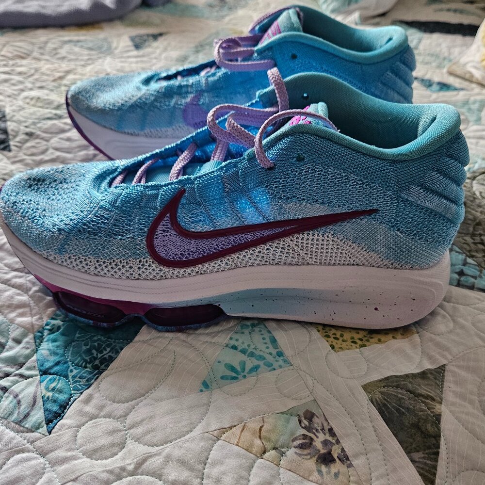 Nike Paige Bueckers GT Hustle 3